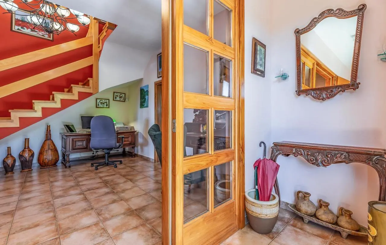 Villa Novela Pula